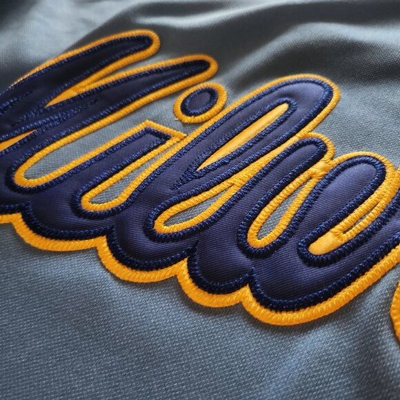 Brand NEW Milwaukee Brewers Robin Yount #19 Jersey Men's Large - Picture 3 of 10